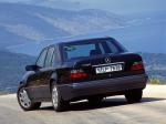 Mercedes-Benz E500 1993 года